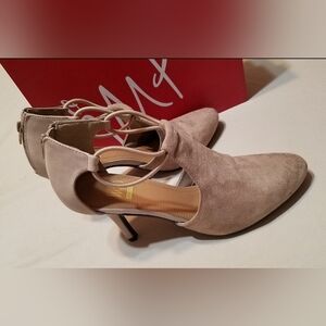 NIB IMPO heels